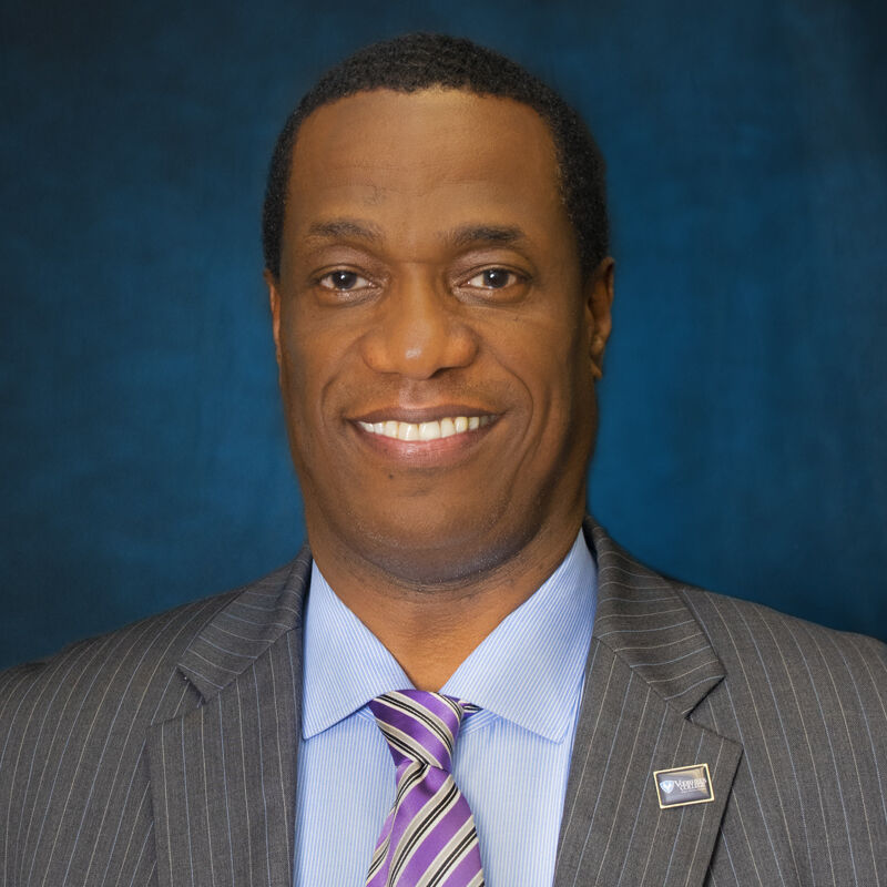 Dr. Ronnie Hopkins